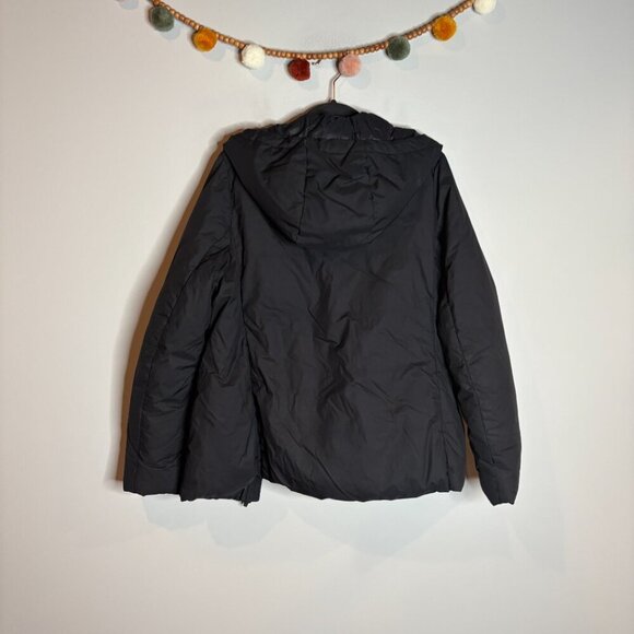 Uniqlo black down puffer coat - Picture 6 of 6